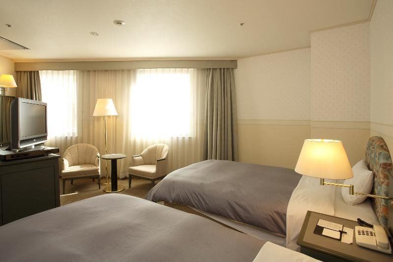Jr-East Hotel Mets Kokubundzsi Kültér fotó